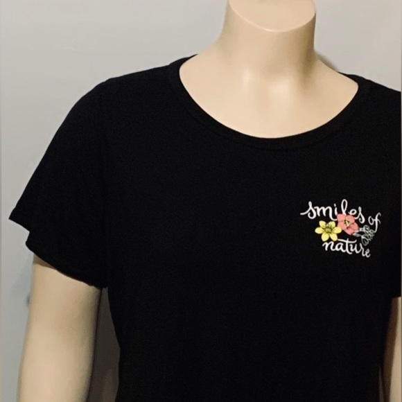 NWT Collective Rack PLUS SIZE SMILE OF NATURE BLACK TOP - Picture 3 of 3